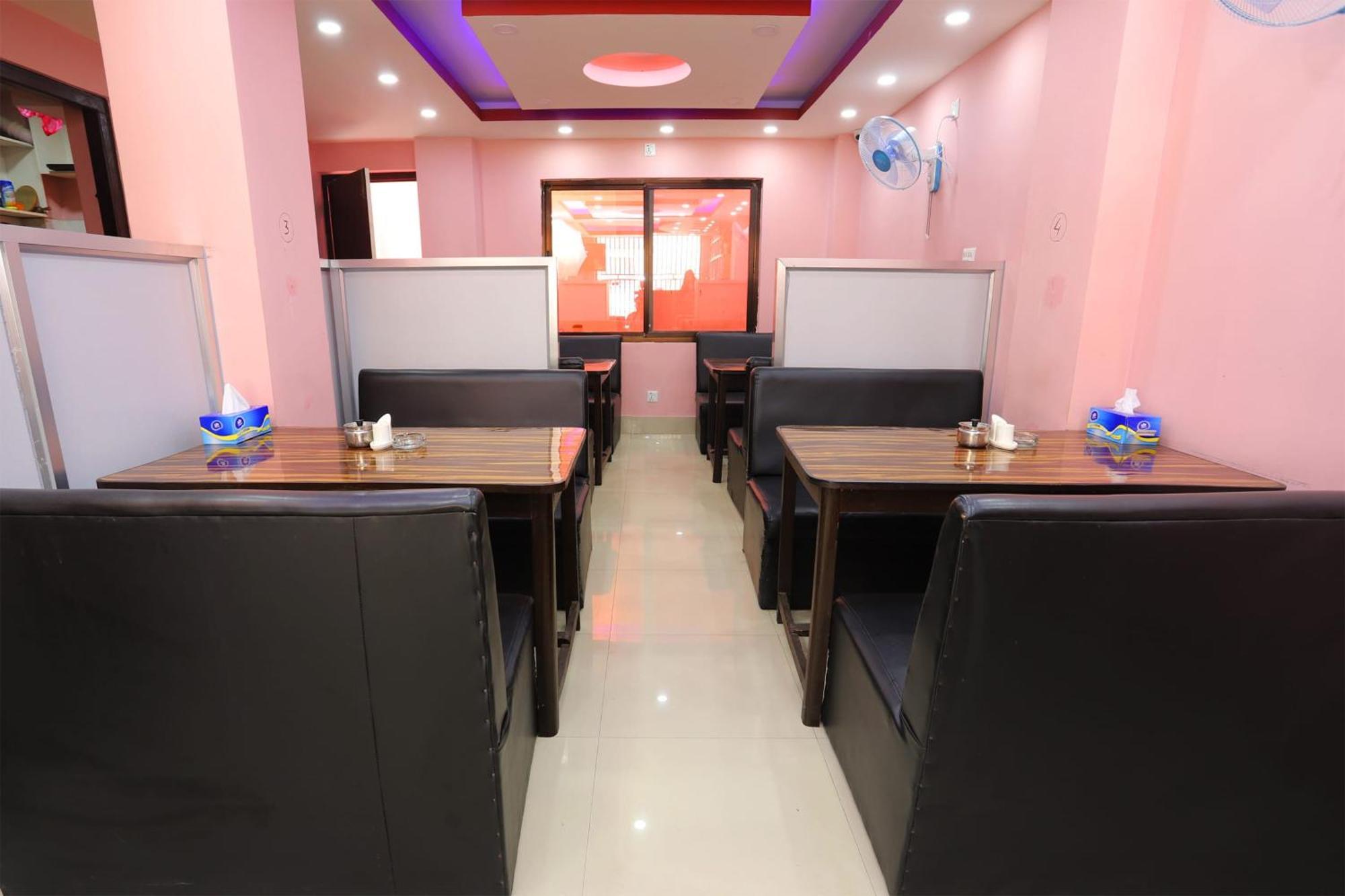Oyo 137 Hotel Pranisha Inn Pashupatinath Ngoại thất bức ảnh